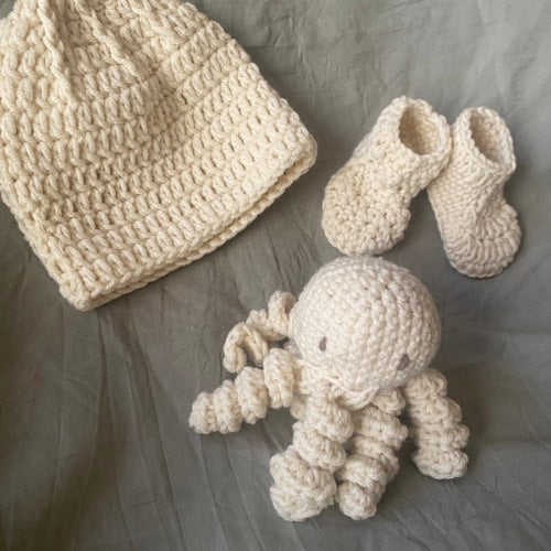 Coffret de naissance Doudou Poulpy, bonnet et chaussons